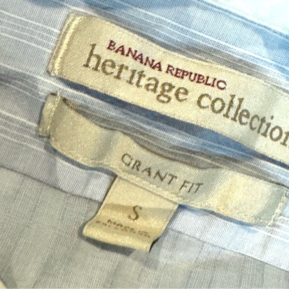 Banana Republic Striped Blue and White Button Down Shirt - Picture 4 of 7